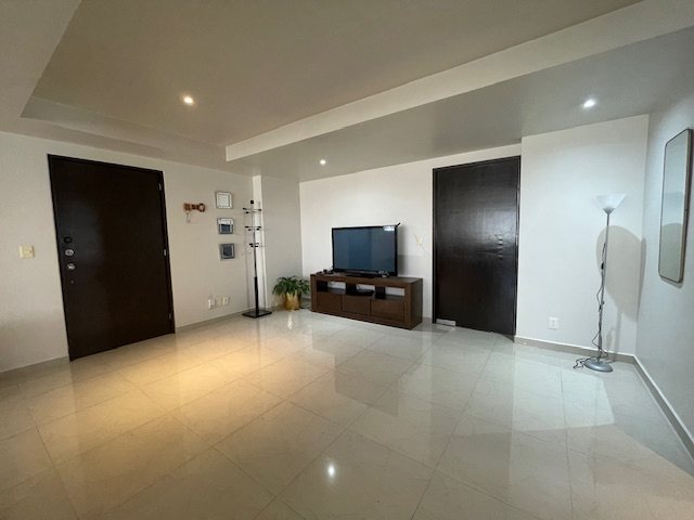 Propiedad — 3