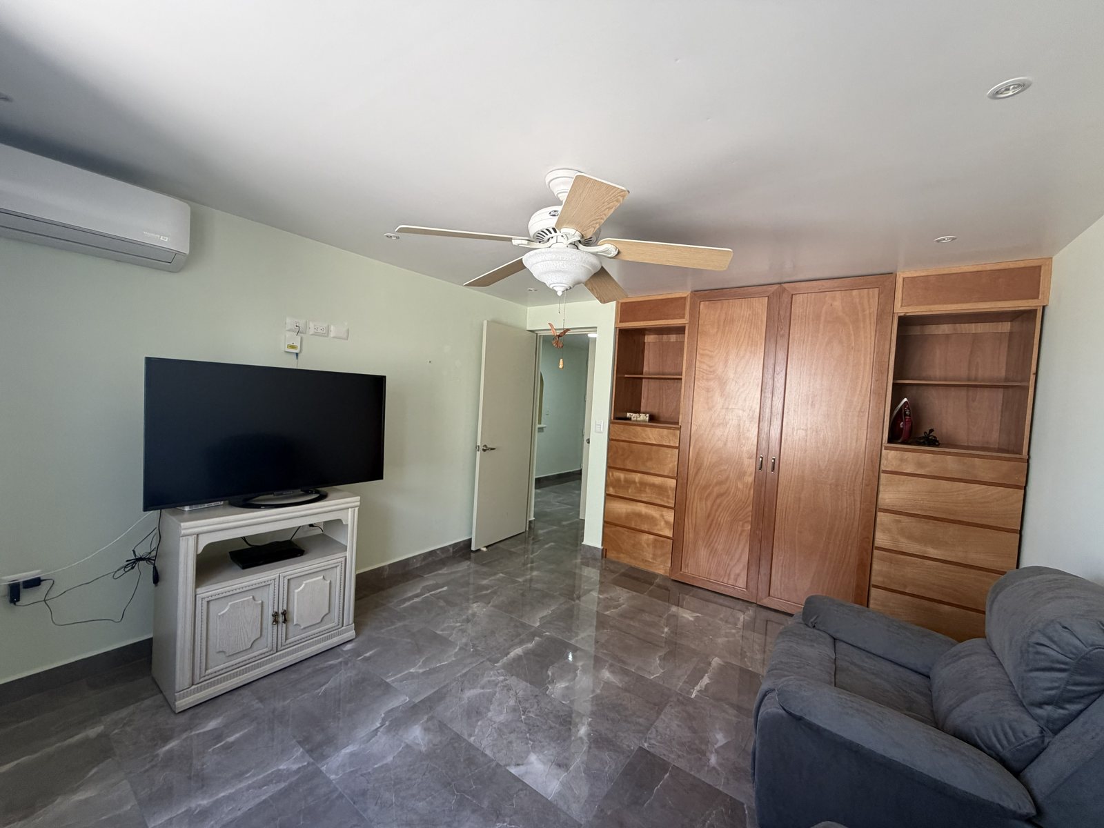 Vista Hermosa — 12